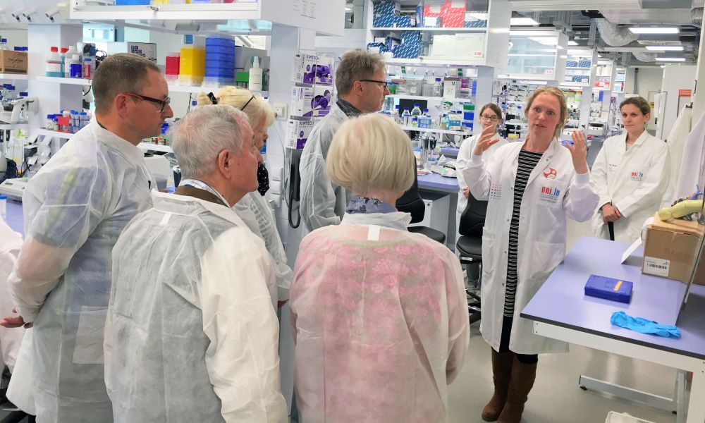 L'association de patients Junge Meenzer Parkis en visite au LCSB